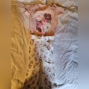 Mon Cheri Baby Outfit 6-9 Months